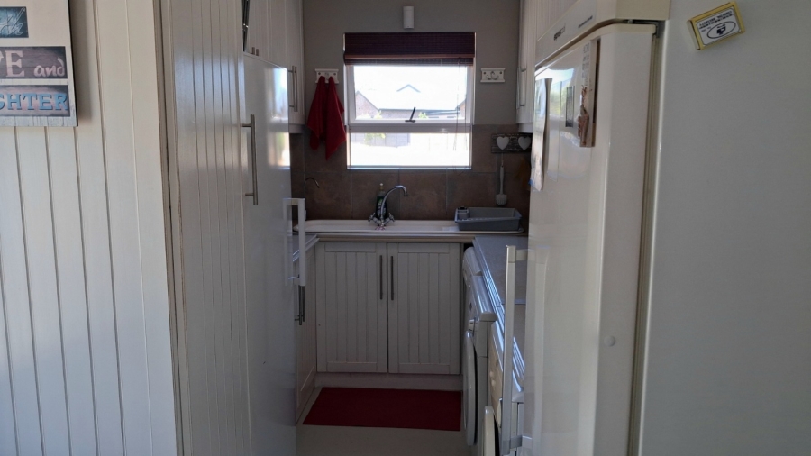 6 Bedroom Property for Sale in Stilbaai Wes Western Cape